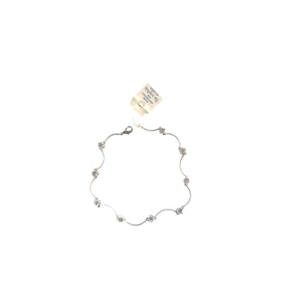 Lia Sophia Wedding Bells Cubic Zirconia Bracelet Silver Tone Dainty 8 in NWT - Picture 2 of 8